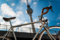 Rakete Herrenrad Rennrad in Perlsilber ontheroad Berlin Alexanderplatz