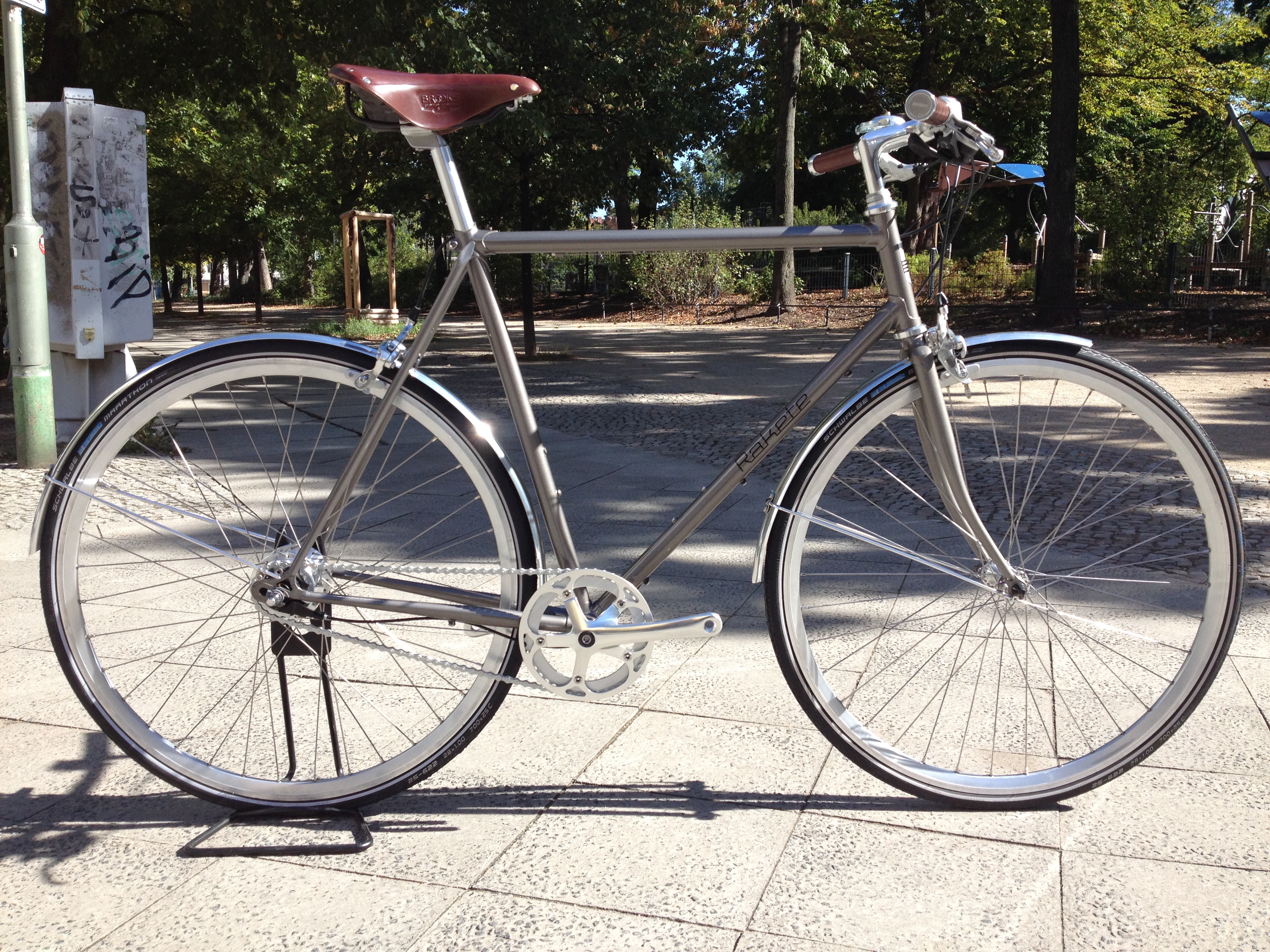 RAKETE Roadstar von Dennis aus Mühlheim in Anthrazit-metallic