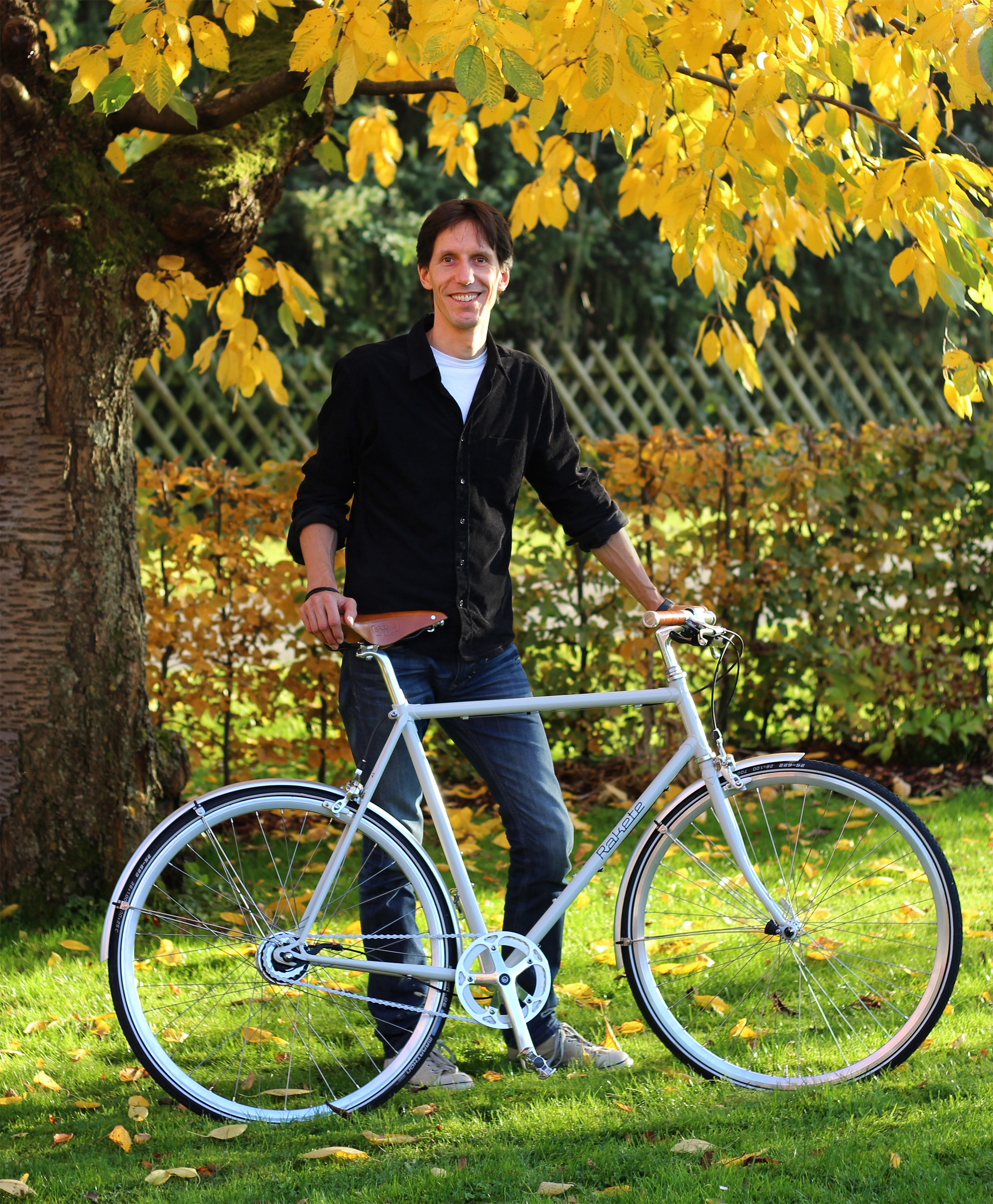 Frank aus Soest mit Rakete Roadstar in Lichtgrau mit Alfine 8